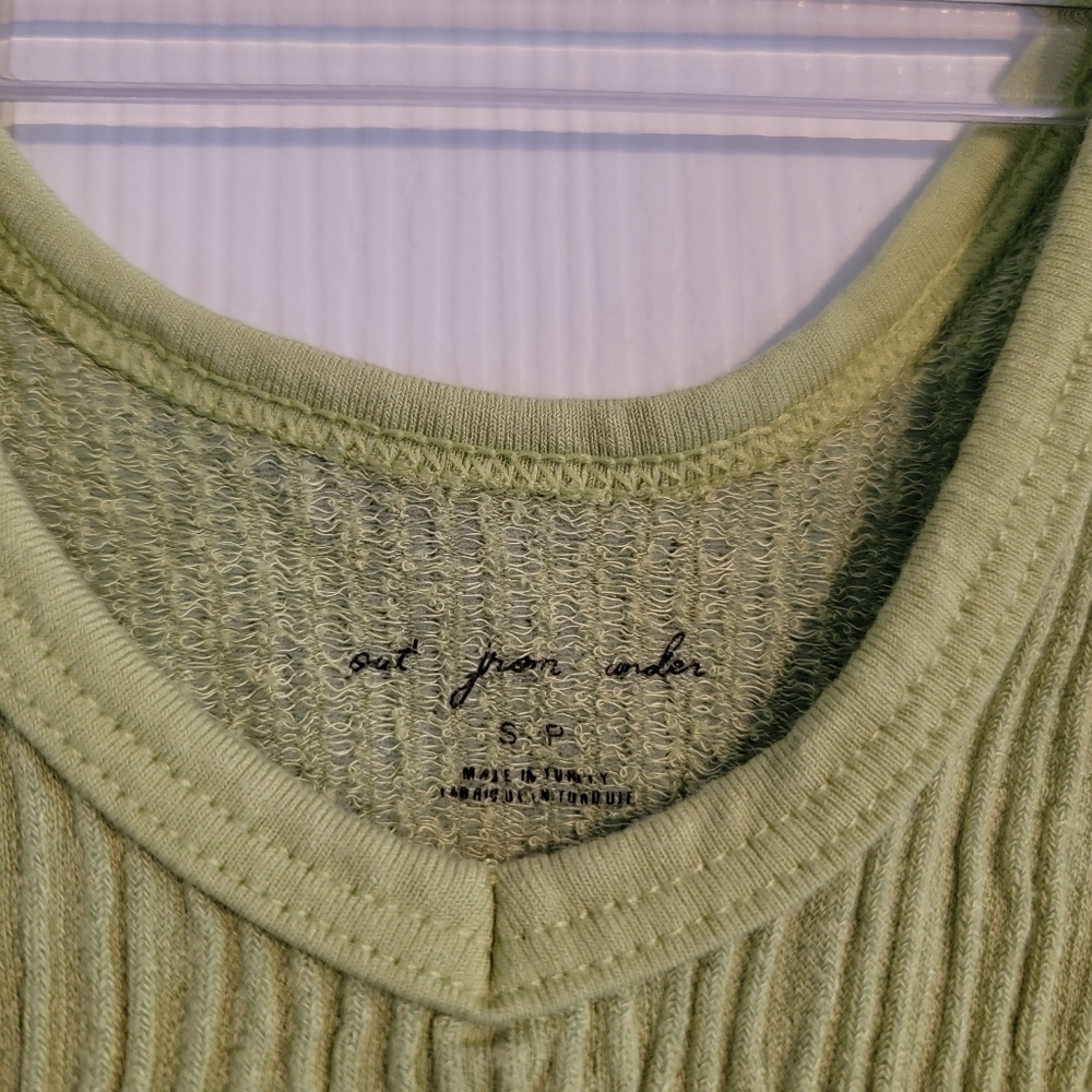 Out From Under Cropped Green Ribbed Tank Top - Picture 3 of 3